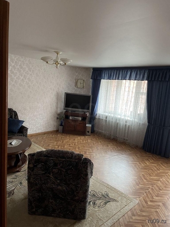 
  Продается 4-комн. квартира, 130 м², Никитина ул, д. 25
. Фото 2.