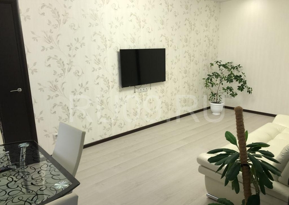 
  Продается 2-комн. квартира, 44.8 м², Кирова пр-кт, д. 64
. Фото 3.