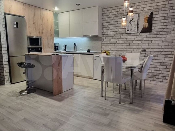 
  Продается 3-комн. квартира, 82.5 м², Ивана Черных ул, д. 66
. Фото 2.