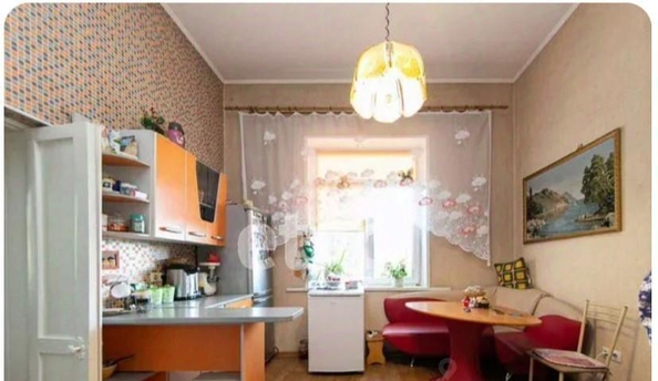 
  Продается 2-комн. квартира, 56.3 м², Рабочая ул, д. 24
. Фото 2.