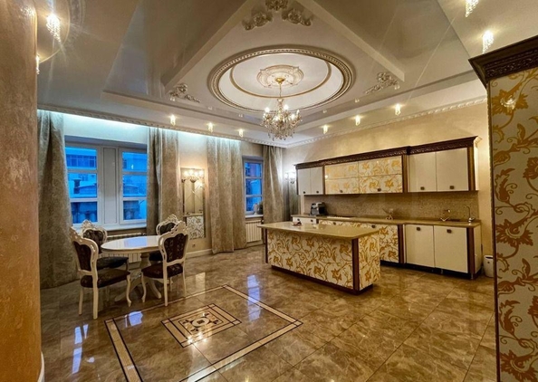 
  Продается 4-комн. квартира, 205.3 м², Карла Маркса ул, д. 11а
. Фото 4.