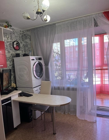 
  Продается 2-комн. квартира, 52.4 м², Ивана Черных ул, д. 3
. Фото 5.