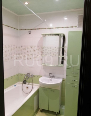 
  Продается 2-комн. квартира, 67 м², Ивана Черных ул, д. 14
. Фото 4.
