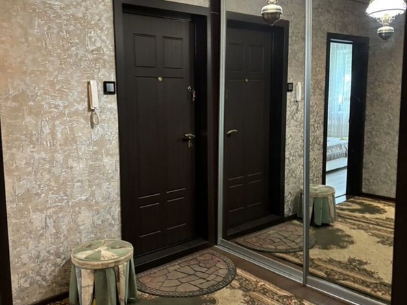 
  Продается 4-комн. квартира, 81 м², Интернационалистов ул, д. 26
. Фото 1.