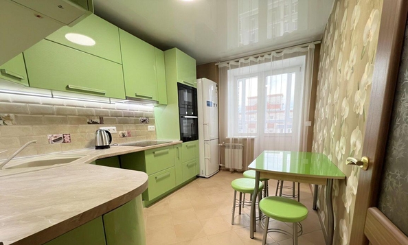 
  Продается 2-комн. квартира, 65 м², Советская ул, д. 69
. Фото 8.