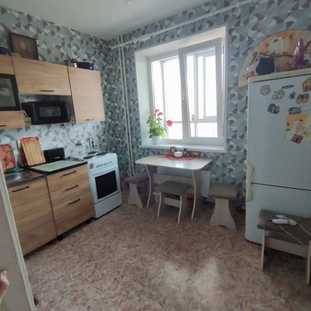 
   Продам 1-комнатную, 30 м², Дальне-Ключевская ул, 16б

. Фото 1.