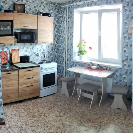 
   Продам 1-комнатную, 30 м², Дальне-Ключевская ул, 16б

. Фото 2.