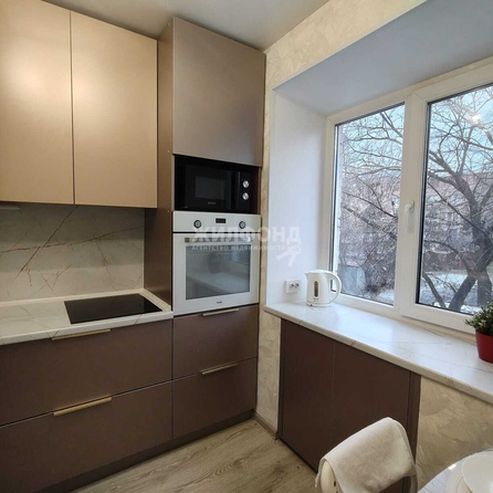 
  Сдам в аренду 1-комнатную квартиру, 32 м², Томск

. Фото 8.