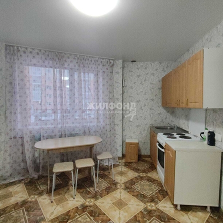 
  Сдам в аренду 1-комнатную квартиру, 50 м², Томск

. Фото 6.