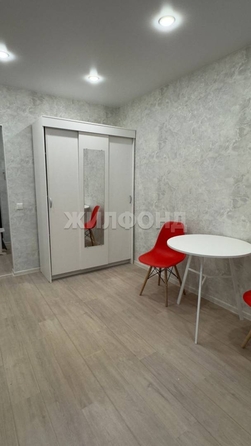 
   Продам 1-комнатную, 18 м², Карпова ул, 23

. Фото 2.