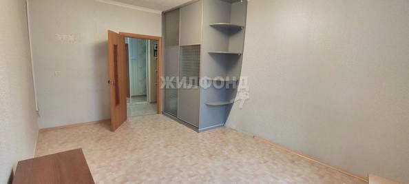 
   Продам 2-комнатную, 59.4 м², Дзержинского ул, 51а

. Фото 7.