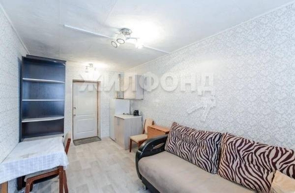 
   Продам секционку, 15 м², Карла Маркса ул, 81

. Фото 3.