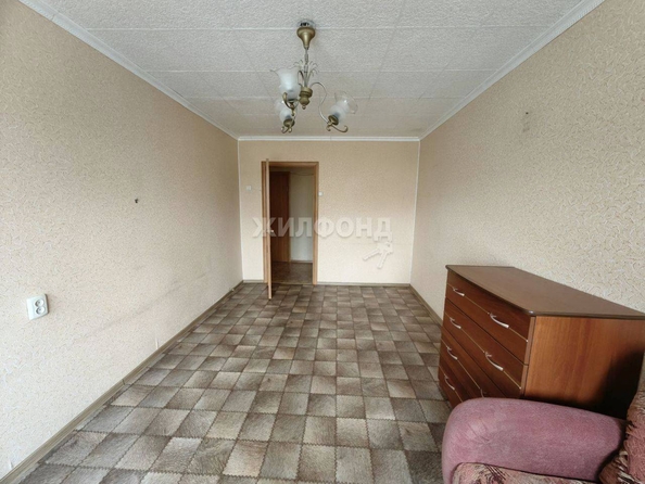 
   Продам 3-комнатную, 65 м², Нахимова пер, 15

. Фото 2.