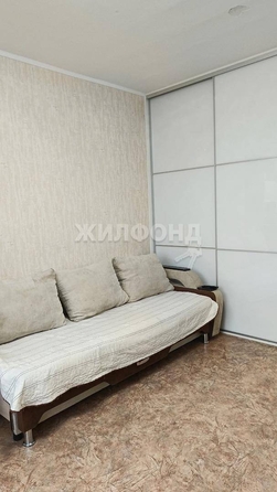 
   Продам 3-комнатную, 63.5 м², Лебедева ул, 11

. Фото 4.