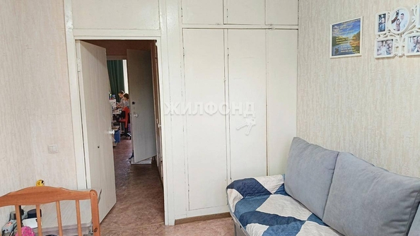 
   Продам 3-комнатную, 63.5 м², Лебедева ул, 11

. Фото 7.