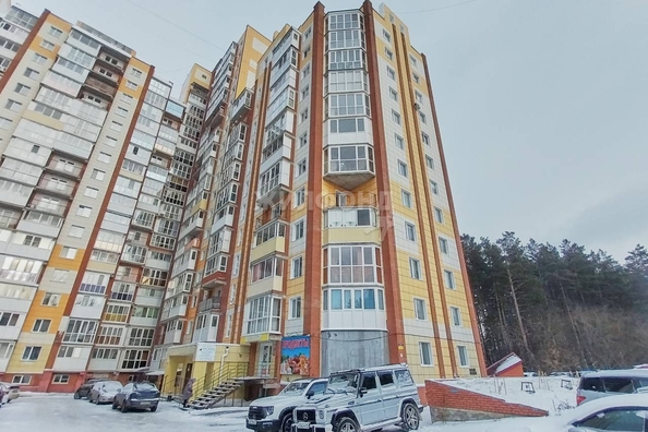 
   Продам 2-комнатную, 46.2 м², Ивана Черных ул, 66

. Фото 17.