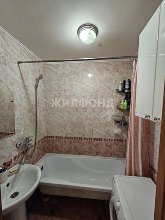 
   Продам 2-комнатную, 51.9 м², Урожайный пер, 30

. Фото 9.