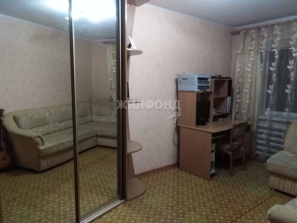 
   Продам 3-комнатную, 79 м², Ивана Черных ул, 52

. Фото 4.