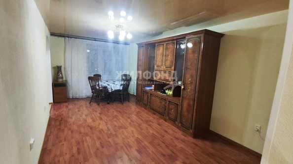 
  Сдам в аренду 1-комнатную квартиру, 61 м², Томск

. Фото 1.