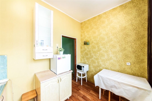 
   Продам 1-комнатную, 35 м², Елизаровых ул, 51

. Фото 3.