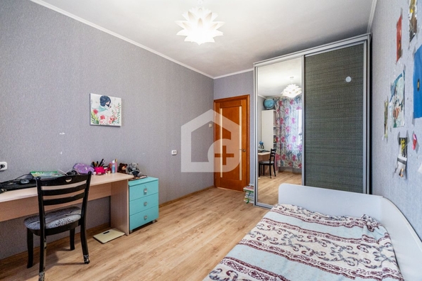 
   Продам 2-комнатную, 54 м², Мокрушина ул, 13

. Фото 3.