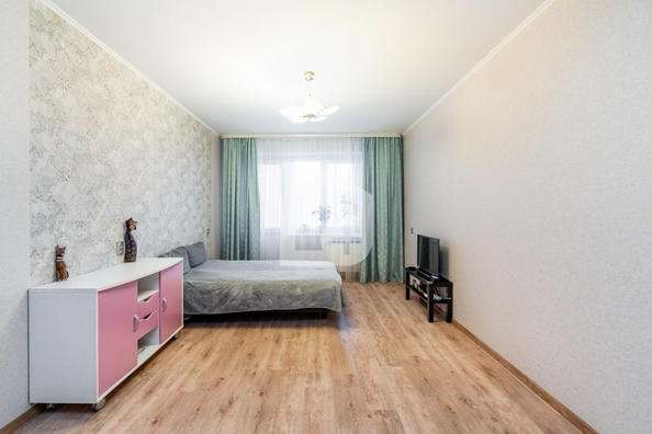 
   Продам 2-комнатную, 54 м², Мокрушина ул, 13

. Фото 5.