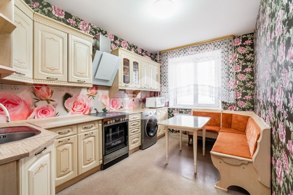 
   Продам 3-комнатную, 77 м², Герасименко ул, 1/13

. Фото 2.