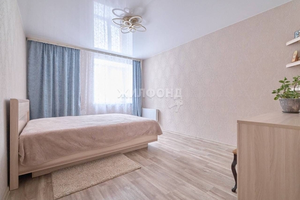 
   Продам 3-комнатную, 101 м², Богдана Хмельницкого пер, 12

. Фото 4.