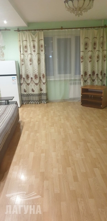 
  Сдам в аренду 3-комнатную квартиру, 60 м², Томск

. Фото 1.