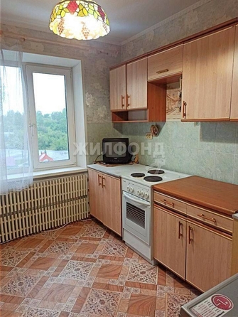 
   Продам 3-комнатную, 64.2 м², Клюева ул, 18

. Фото 2.