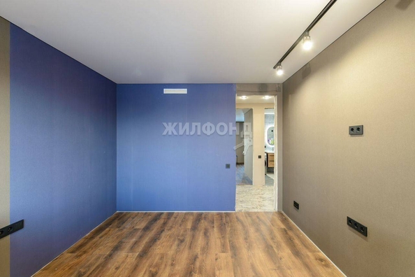 
   Продам 3-комнатную, 62 м², Усова ул, 16

. Фото 3.