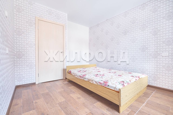 
   Продам 3-комнатную, 65.5 м², Сибирская ул, 102/2

. Фото 4.