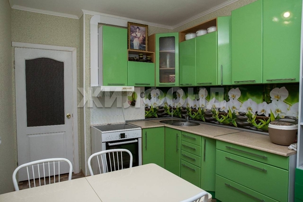 
   Продам 3-комнатную, 80.4 м², Урожайный пер, 29/1

. Фото 1.