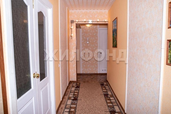 
   Продам 3-комнатную, 80.4 м², Урожайный пер, 29/1

. Фото 7.