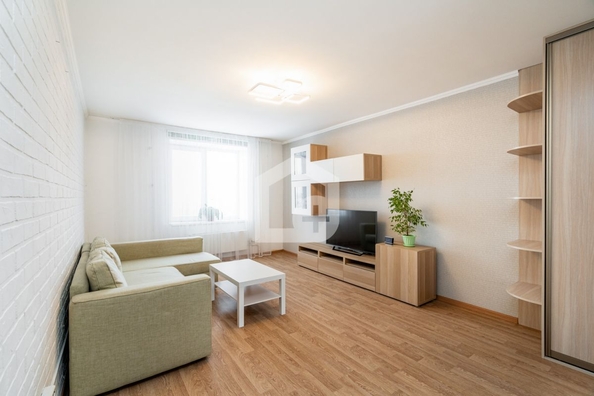 
   Продам 2-комнатную, 61 м², Ивана Черных ул, 125

. Фото 5.