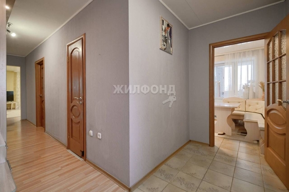 
   Продам 2-комнатную, 69.5 м², Новосибирская ул, 35

. Фото 8.