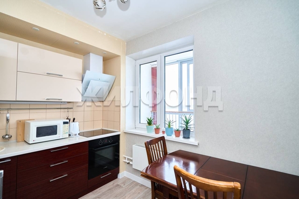 
   Продам 1-комнатную, 35.6 м², Заречная 4-я ул, 46

. Фото 2.