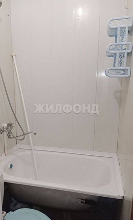 
   Продам студию, 13 м², Айвазовского ул, 33

. Фото 4.