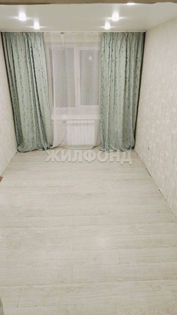 
   Продам 1-комнатную, 17 м², Светлый пер, 40а

. Фото 3.