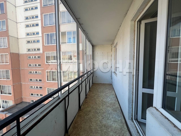 
   Продам 1-комнатную, 35.2 м², Суворова ул, 17

. Фото 10.