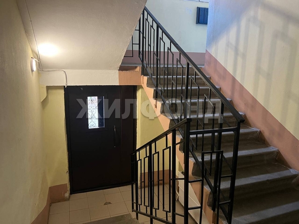 
   Продам 1-комнатную, 35.2 м², Суворова ул, 17

. Фото 13.