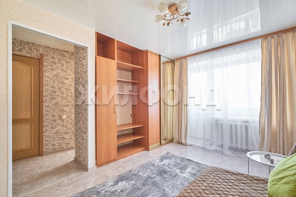 
   Продам 2-комнатную, 20.8 м², Беринга ул, 3/1

. Фото 1.