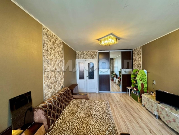 
   Продам 2-комнатную, 60.9 м², Урожайный пер, 32

. Фото 3.