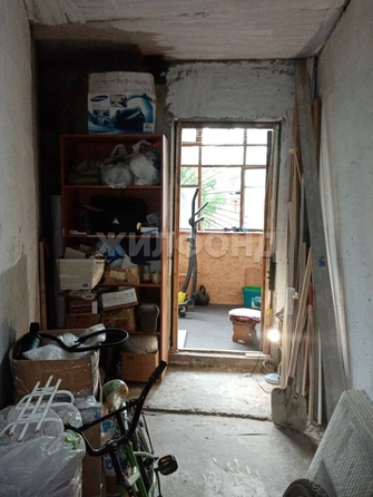 
   Продам 3-комнатную, 67.7 м², Киевская ул, 28

. Фото 24.