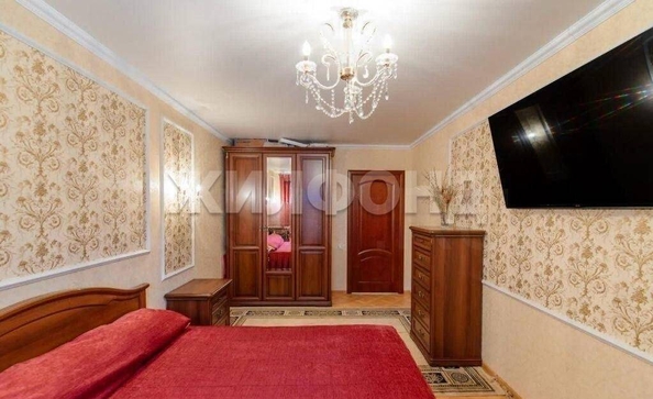 
   Продам 3-комнатную, 94.2 м², Ивана Черных ул, 66

. Фото 4.