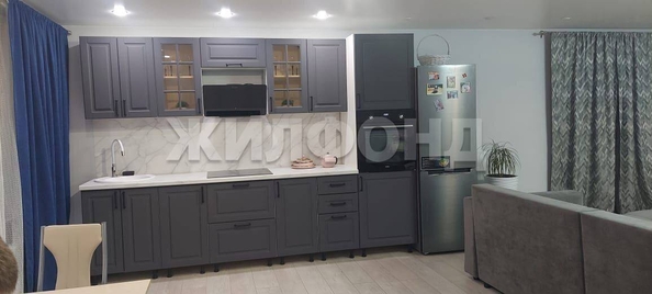 
   Продам дом, 210 м², Дзержинское

. Фото 1.