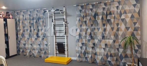 
   Продам дом, 210 м², Дзержинское

. Фото 3.