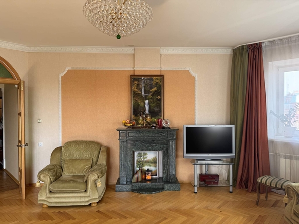 
  Сдается 3-комн. квартира, 109.2 м², Пионерский пер
. Фото 5.