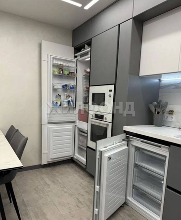 
  Продается 4-комн. квартира, 111 м², Спортивный пер, д. 7
. Фото 7.