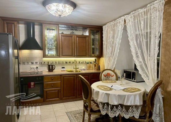 
  Сдается 2-комн. квартира, 74 м², Учебная ул, д. 8
. Фото 1.